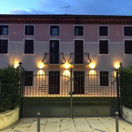 Villa Giotto Luxury Suite & Apartments Mestre Exterior foto