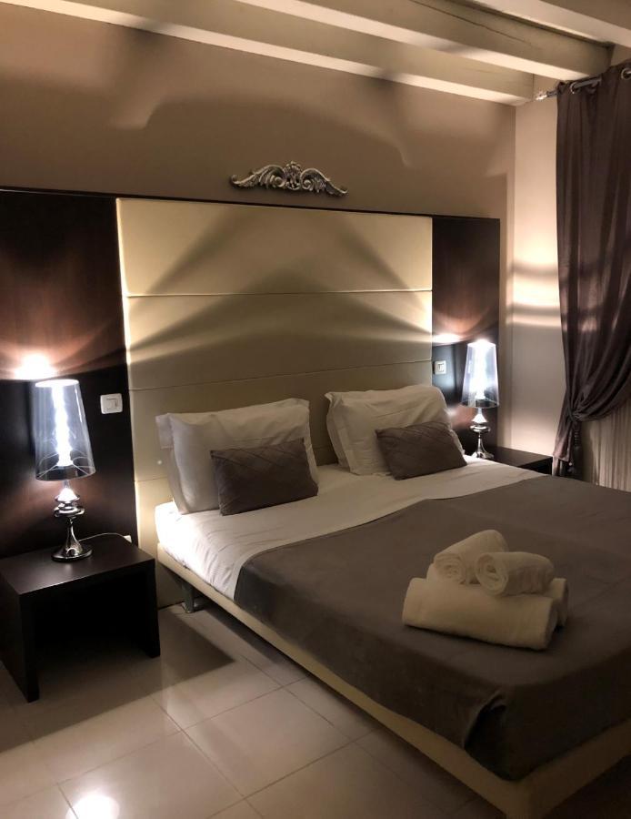 Villa Giotto Luxury Suite & Apartments Mestre Exterior foto